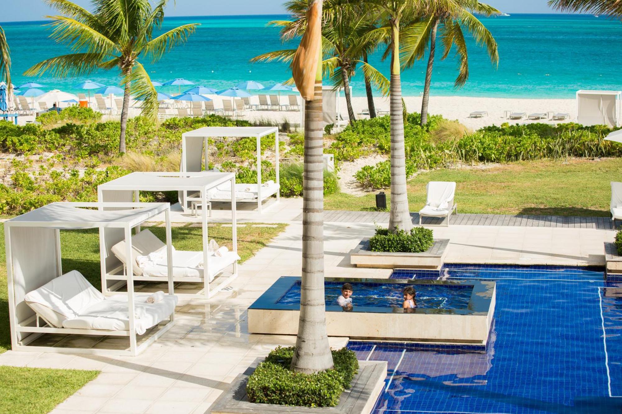 Grace Bay Club Hotel Exterior photo